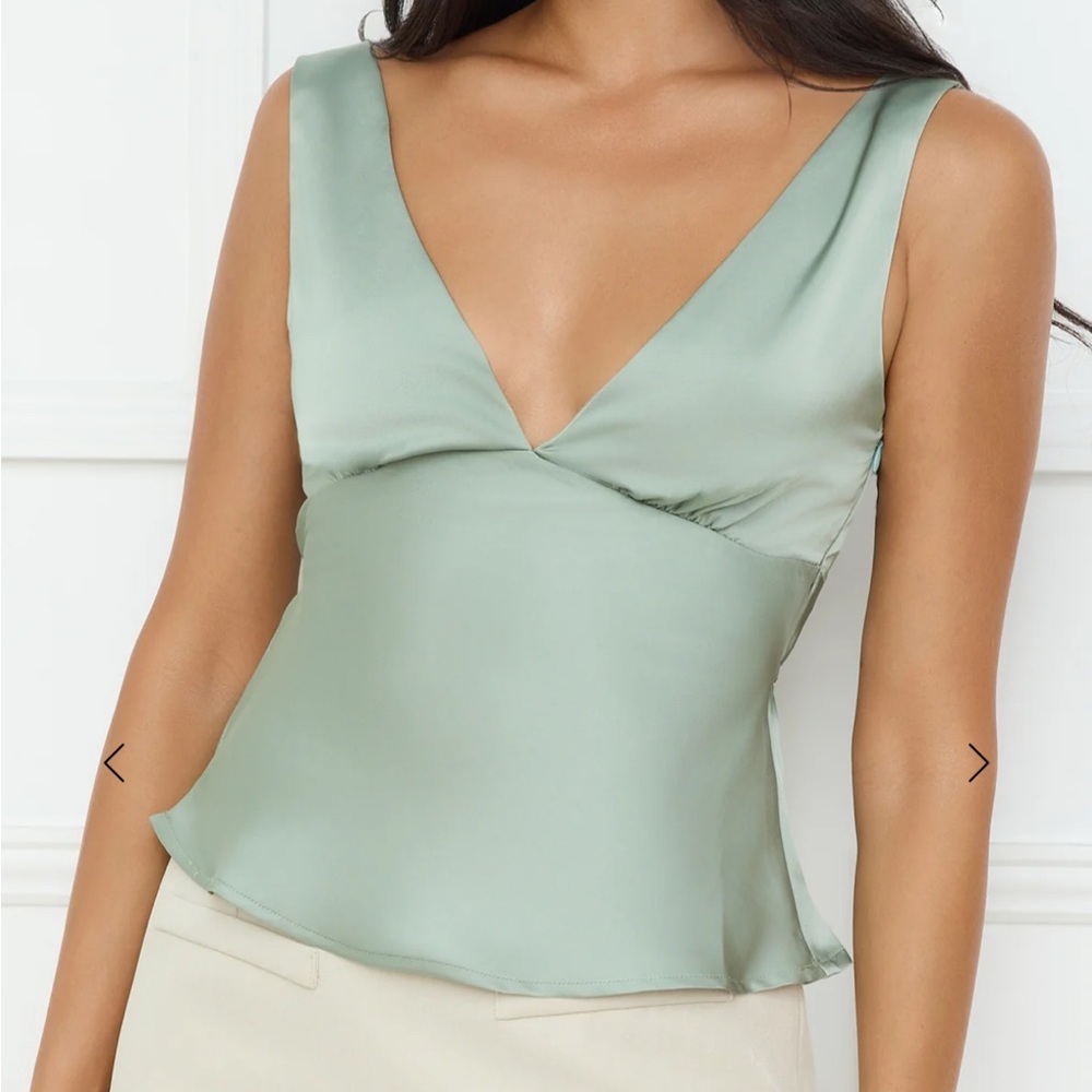 Eden Essence Satin Top Olive - Hello Molly NWT size small - Picture 4 of 7